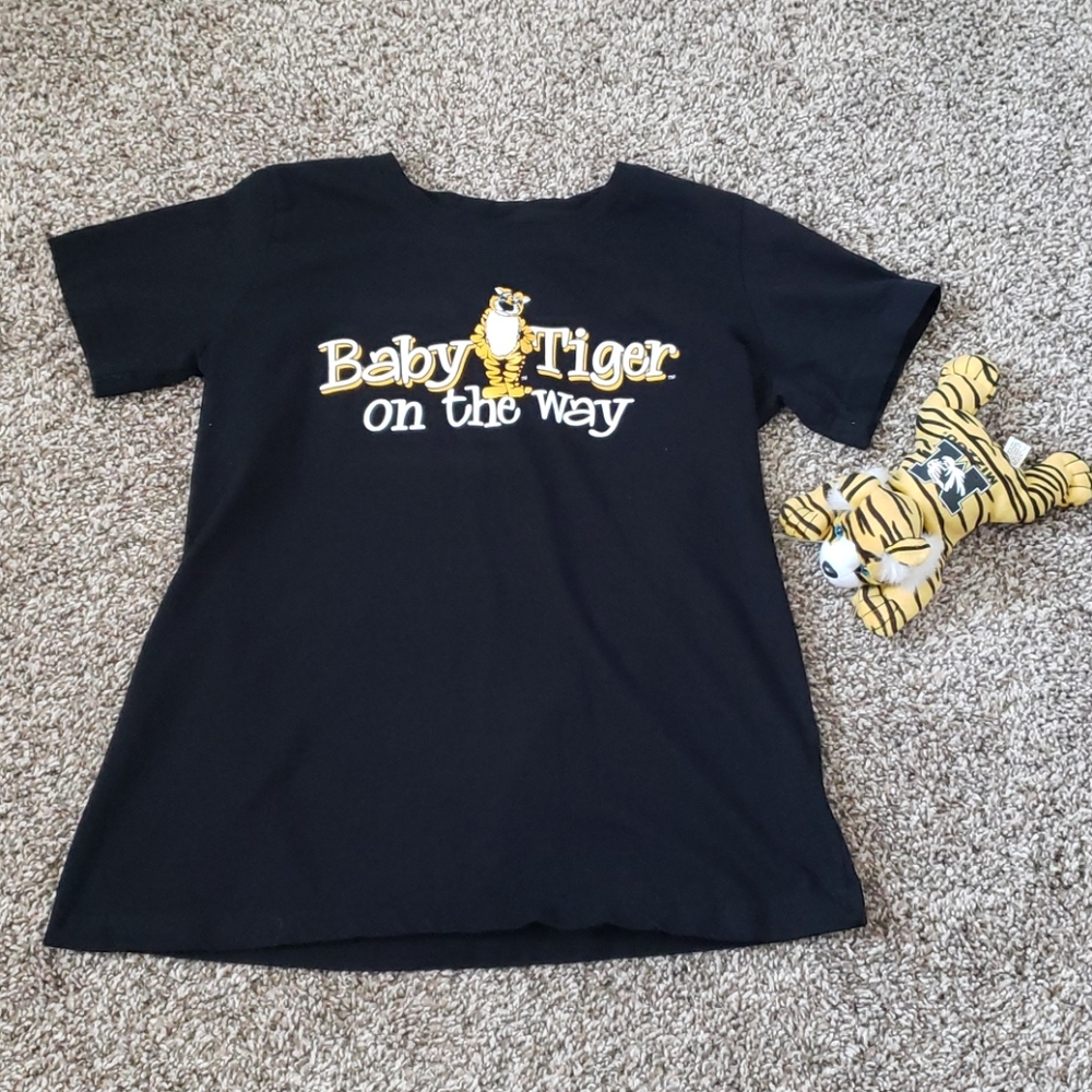 Mizzou Maternity Shirt Size Small